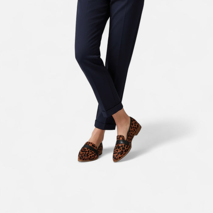 Women's Retro Pointed - Toe Loafers – Chic Leather Slip - On Flats for Every Occasion - Monsta Online
