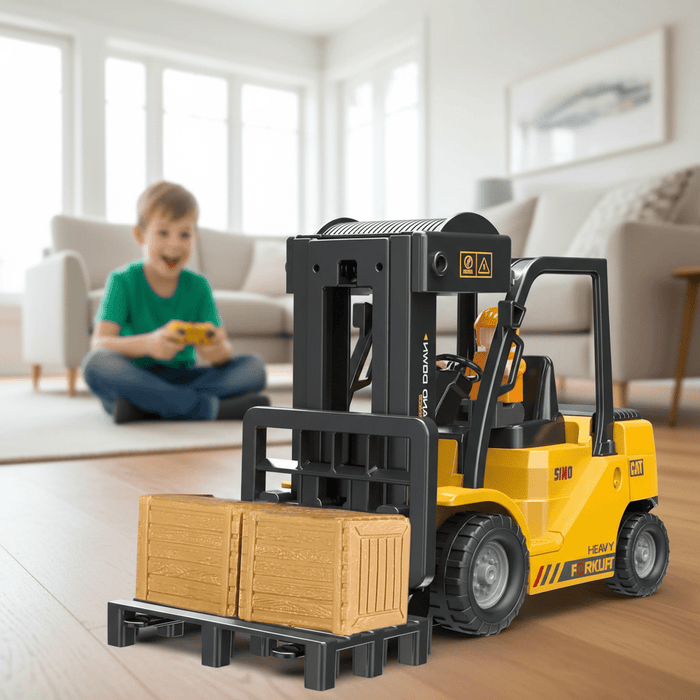 1:24 Scale RC Forklift Truck - 11 Channel Remote Control Toy with Lights, Spray for Kids & Adults with Dual Batteries - Monsta Online