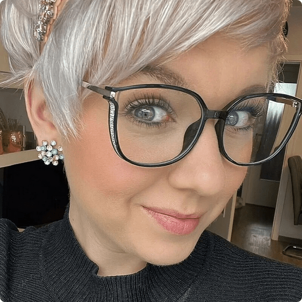 Women's Luxury Reading Glasses – Lightweight, Comfortable Fit & Timeless Elegant Design - Monsta Online