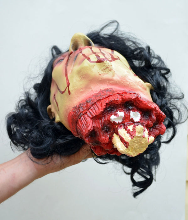 Life - Size Halloween Hanging Zombie Head Creepy Prop - Monsta Online