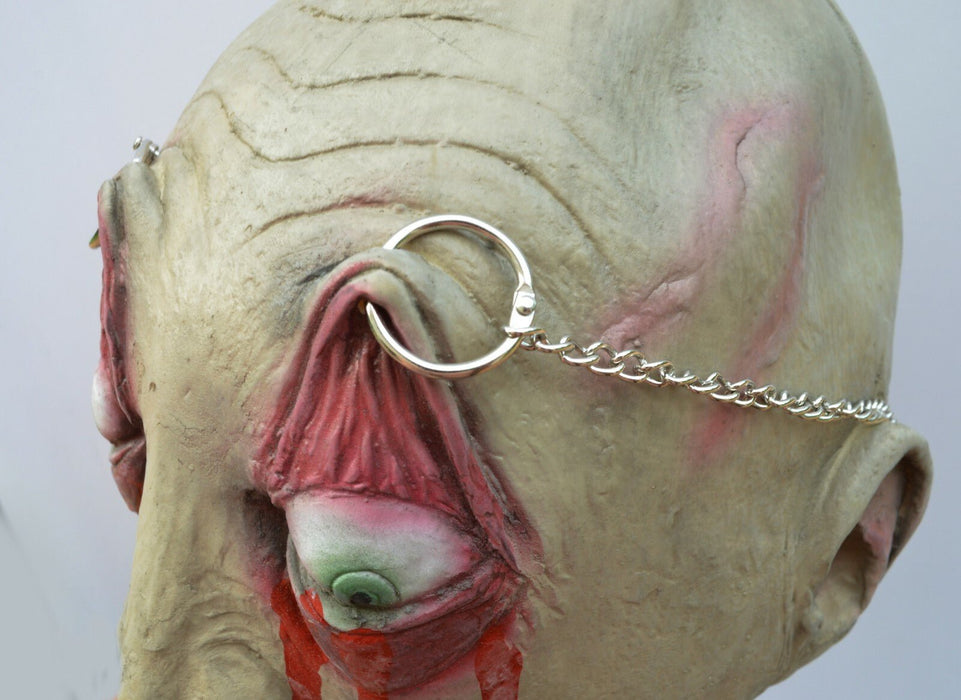 Life - Size Halloween Hanging Zombie Head Creepy Prop - Monsta Online